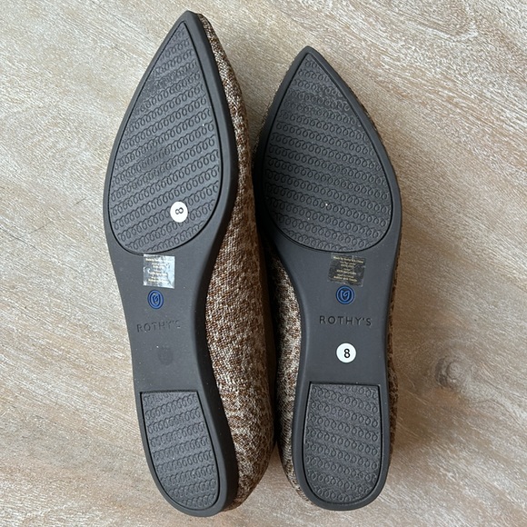 Rothy’s Point in Driftwood Spot -BRAND NEW NO BOX - Picture 6 of 7